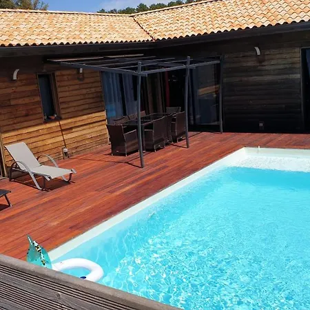 Avec Piscine Chauffee Casa de Férias