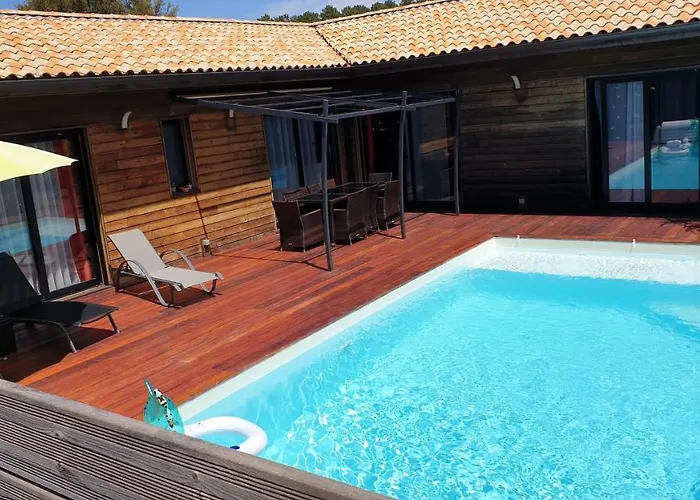 Avec Piscine Chauffee Feriehus