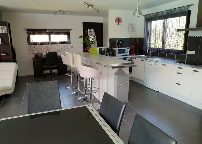 Avec Piscine Chauffee Feriehus *